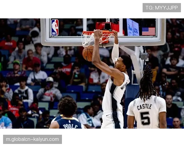 马刺卡斯尔与约翰逊通过赛前测试 全员健康冲击十一连胜 马刺卡斯尔与约翰逊通过赛前测试 全员健康冲击十一连胜